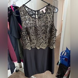 Forever 21 large gold black dress